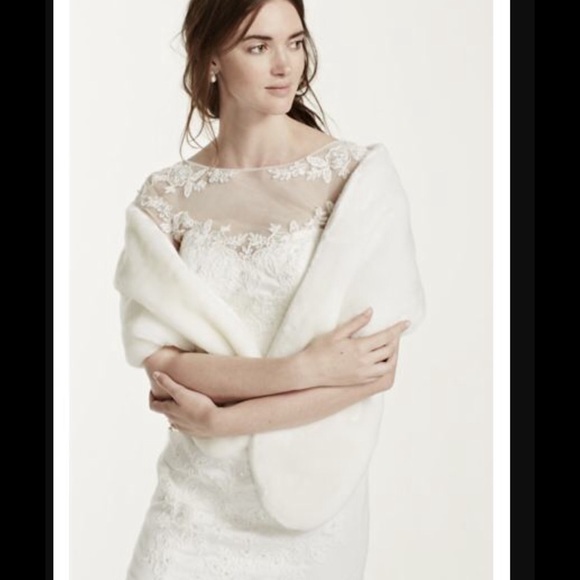 David's Bridal Faux Fur Stole