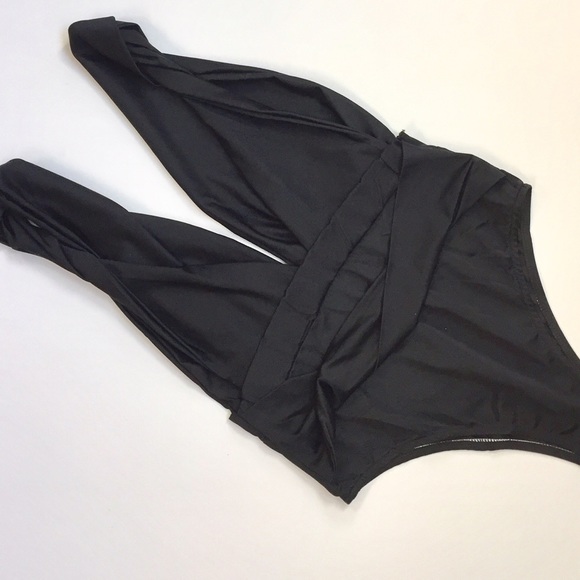 Black swimming suite one piece sw150 - Picture 3 of 4