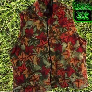 Fleece vest with zipper & side pockets- NWOT 🏷