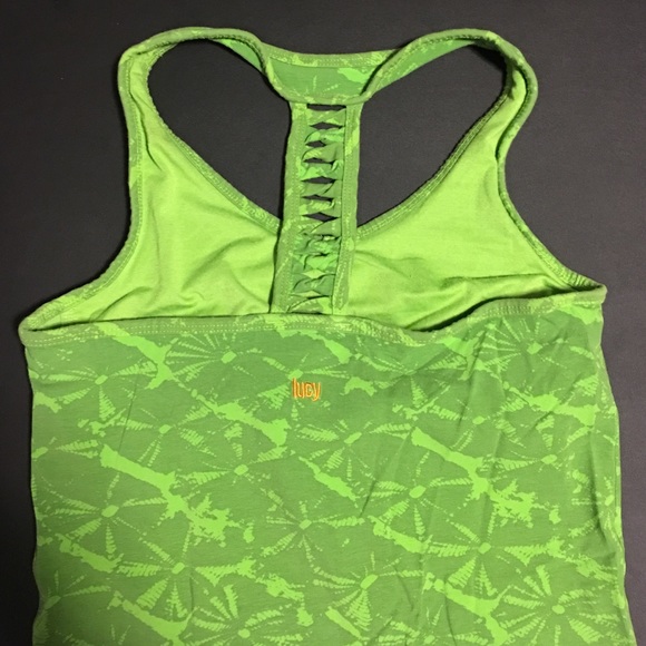Lucy yoga top