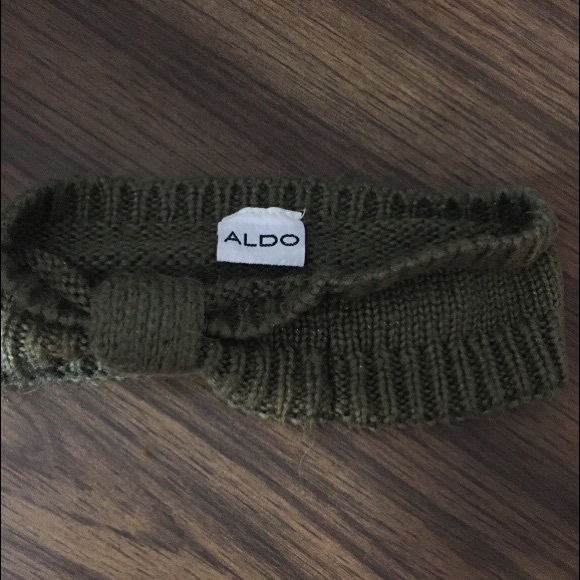Aldo head wrap