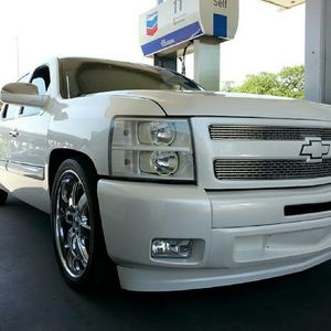 Meet your Posher, Carlos