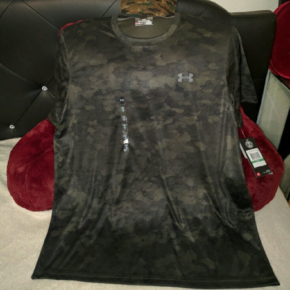 Under Armour Other - 🚫sold🚫NWT mens Under Armour Camo short sleeve