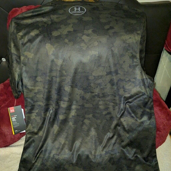 🚫sold🚫NWT mens Under Armour Camo short sleeve - Picture 2 of 4