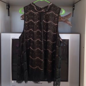 Beautiful green love, fire blouse. NWOT.