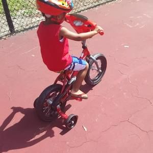 Meet your Posher, Singh