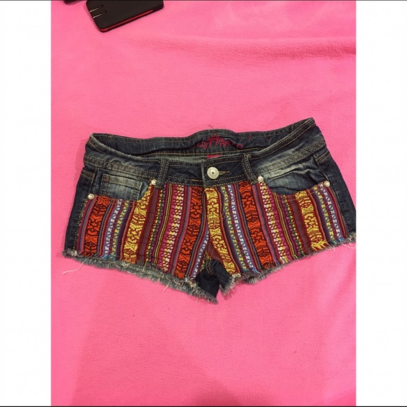 Shorts with plaid in the front only