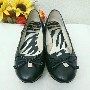 anne klein oni flat