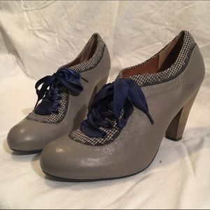 Poetic License Bootie in grey leather Price Firm!