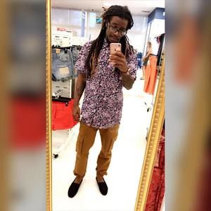 Meet your Posher, Troy