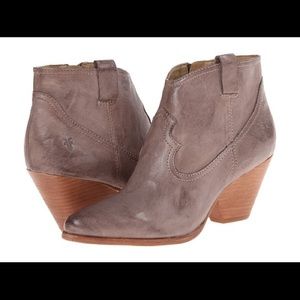 Frye Reina Bootie - Grey Leather Size 6.5