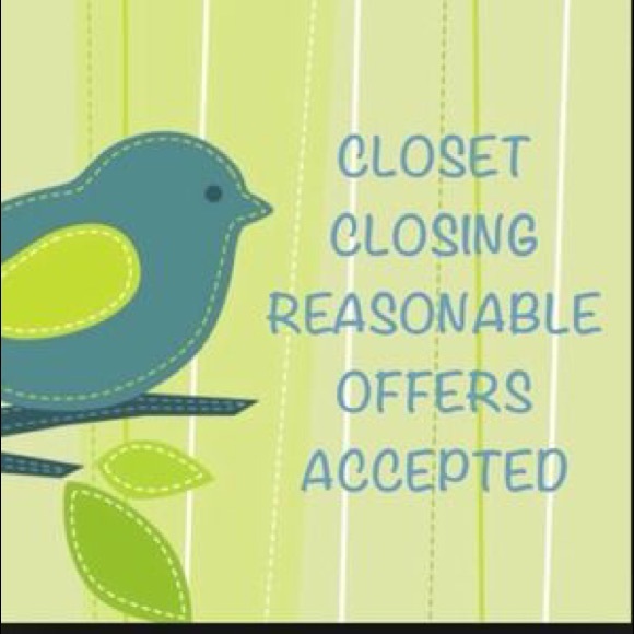 CLOSET CLOSING - Moving overseas.