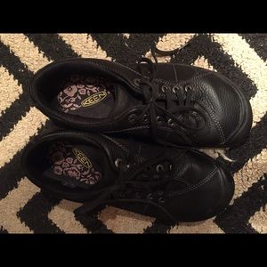 Keen Presidio Lace Ups Size 8.