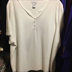 Avenue Short Sleeve White Tunic Top 30/32 4x 5x