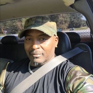 Meet your Posher, Henry