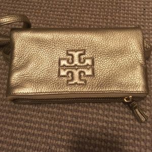 Tory burch clutch- gold.