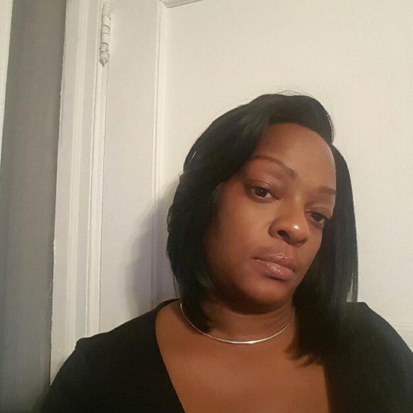 Meet your Posher, Teshema