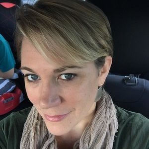 Meet your Posher, Kelly