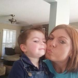 Meet your Posher, Stephanie