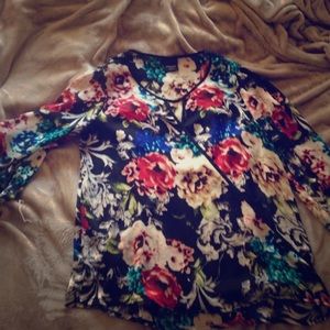 Elegant Flower blouse Quarter lantern sleeves