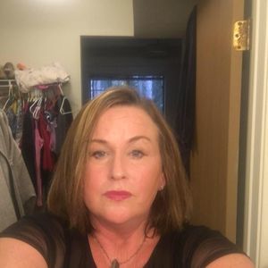 Meet your Posher, Le-risa