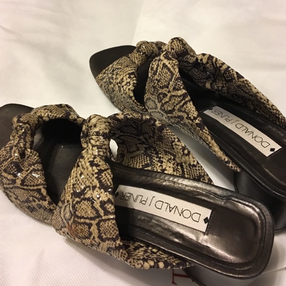 Expresso Python Donald Pliner slip-on