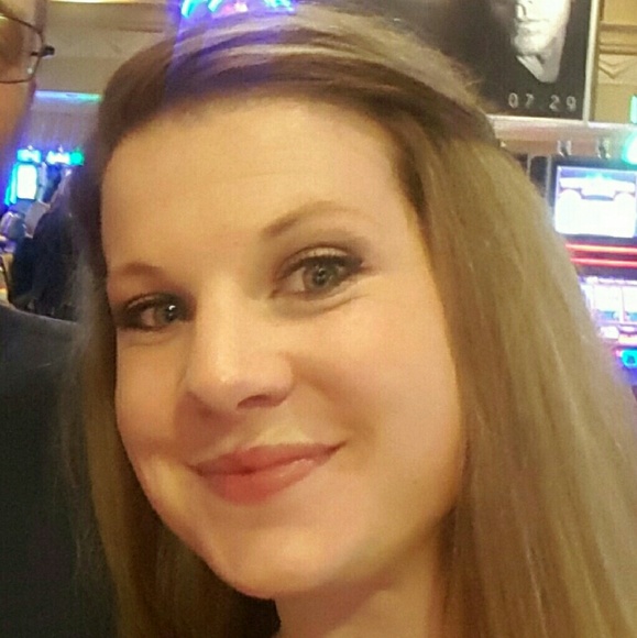 Meet your Posher, Kristen