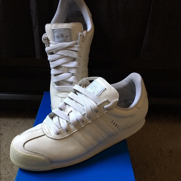 Adidas Shoes - ADIDAS SAMOA!!! All white
