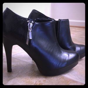 Apt.9 black bootie heels