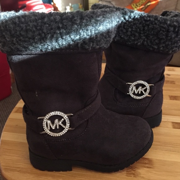 Michael Kors winter boots - Picture 1 of 4