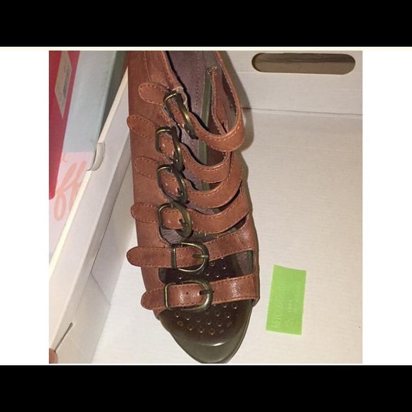 Aldo shoes - Picture 3 of 3