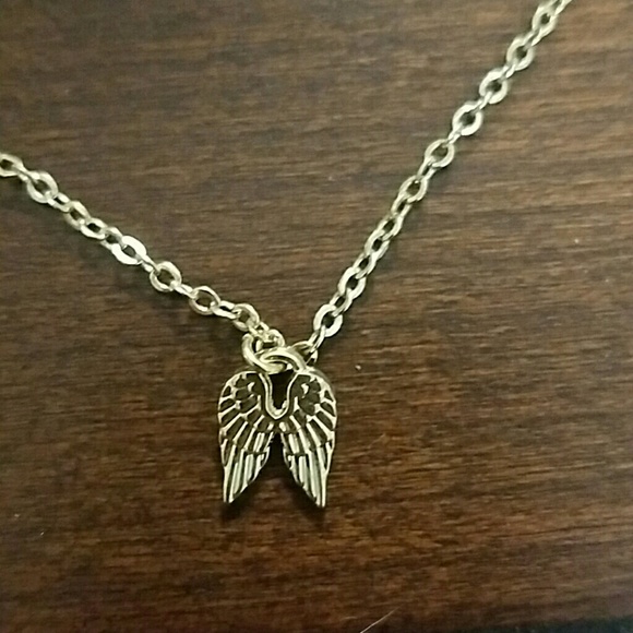 Dainty Wing Necklace - Picture 2 of 2