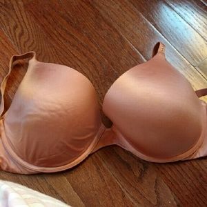 Victoria Secret demi uplift bra