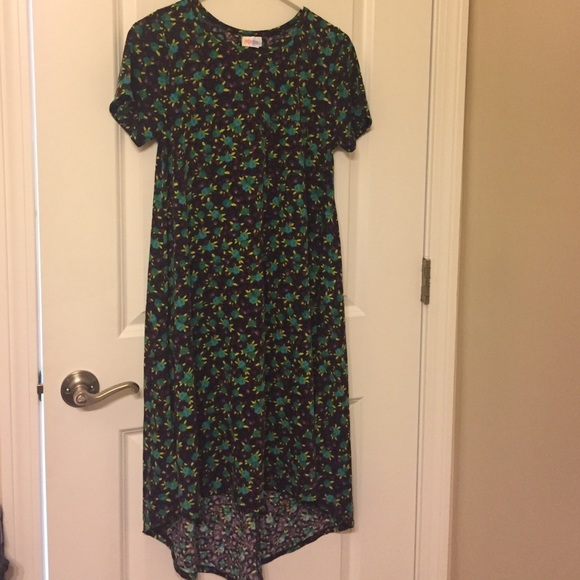 XS Carly LulaRoe