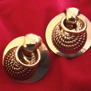 Avon door knocker clip earrings