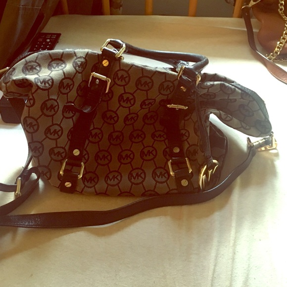 MK purse