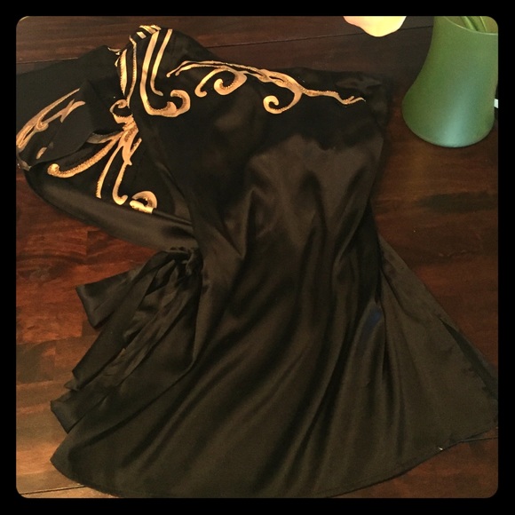 Cache Silk Top