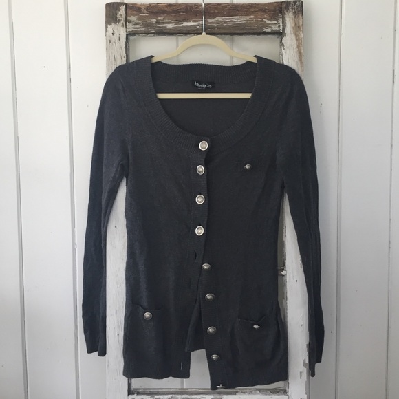 Kensie grey cardigan with silver buttons - Picture 1 of 3