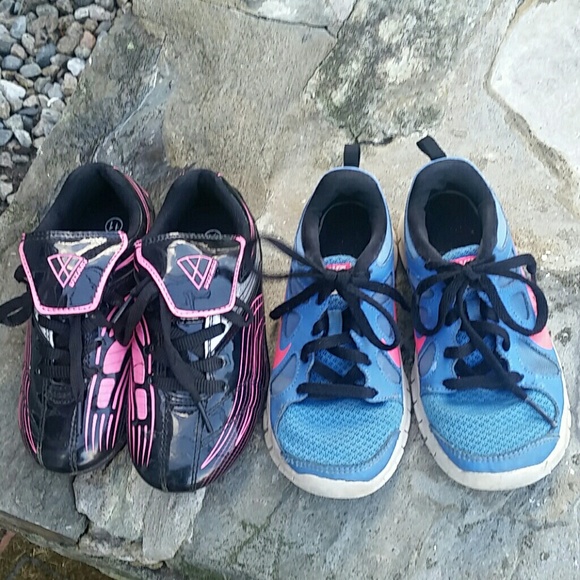Bundle girls Nike 5.0 free sneakers/Vizari cleats - Picture 4 of 4