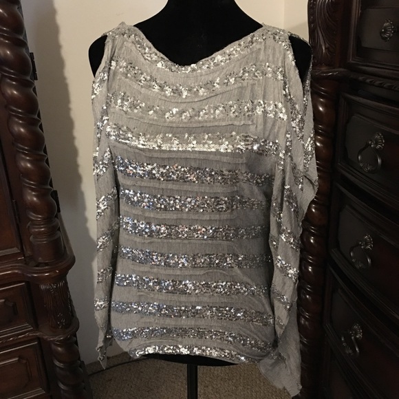 bebe sequin top!
