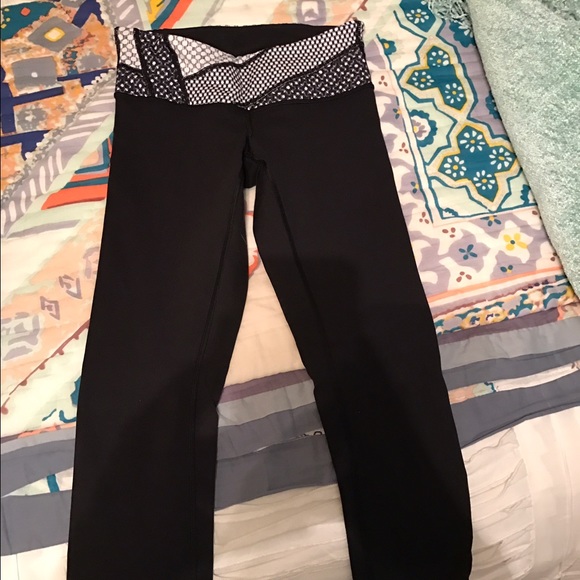 Lululemon cropped leggings