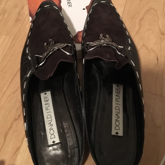 Donald J Pliner Its time Slip-ons
