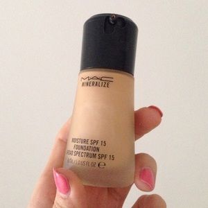 MAC Mineralize Foundation NC35