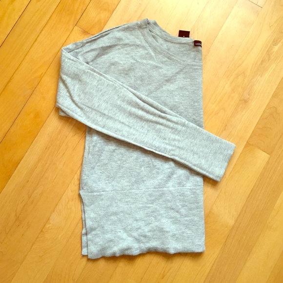 Gray thin sweater