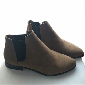 Never Worn Suede Brown Ankle Boots