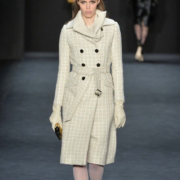 NWT Badgley Mischka Ivory and Gold Tweed Coat
