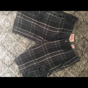 Men's plaid shorts size 34