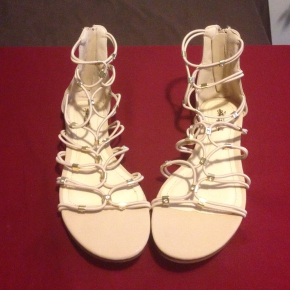 Sandal