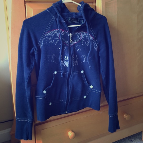 Guess outfit