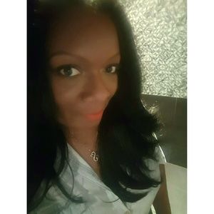 Meet your Posher, Rae